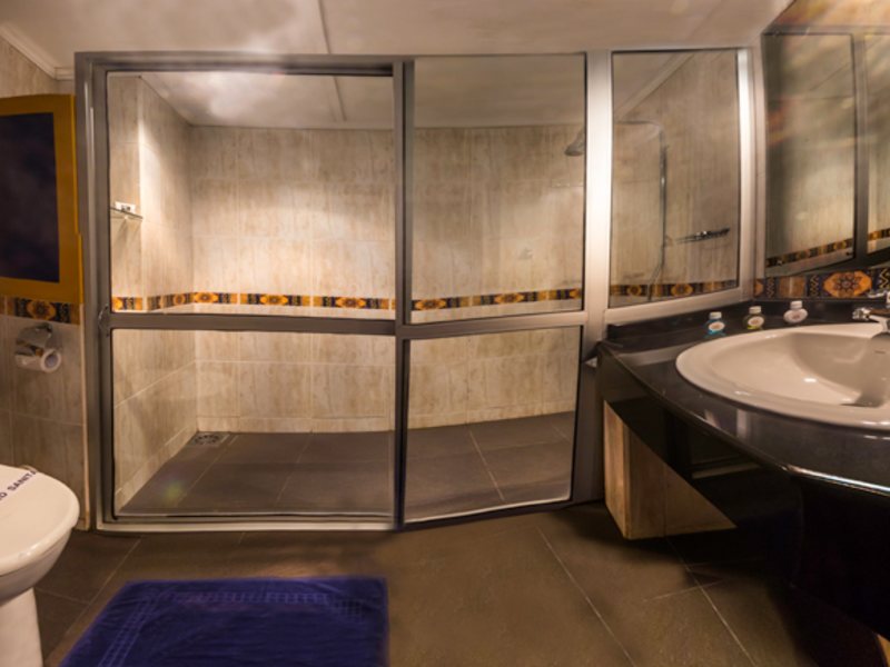 Palm Village Hotel 108274