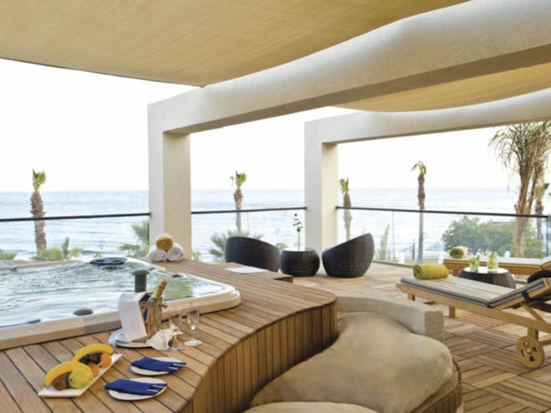 Paloma Pacha Resort  95849