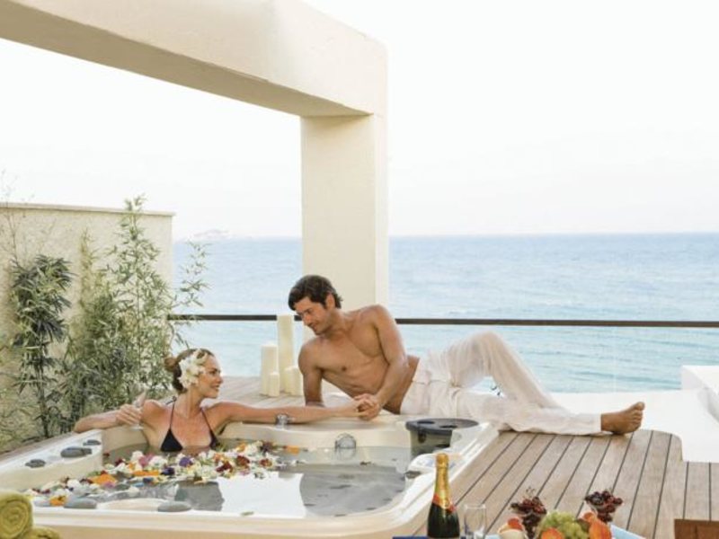 Paloma Pacha Resort  95851