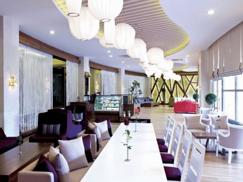 Paloma Pacha Resort  95860