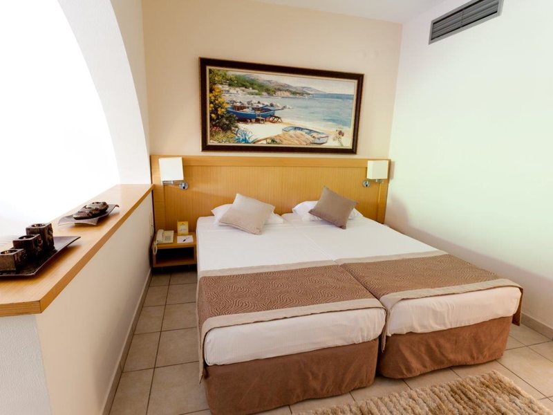 Paloma Paradise Beach 187311