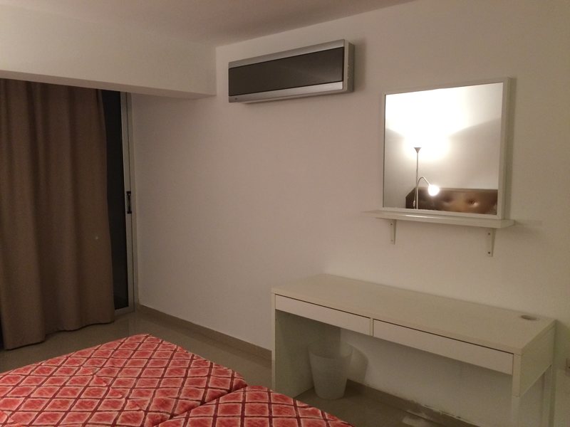 Pambos Napa Rocks 103638