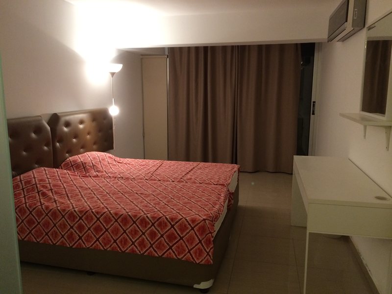 Pambos Napa Rocks 103641