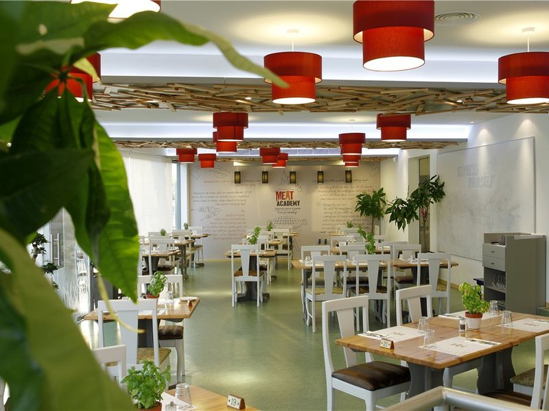 Pandream Hotel Apts 103802