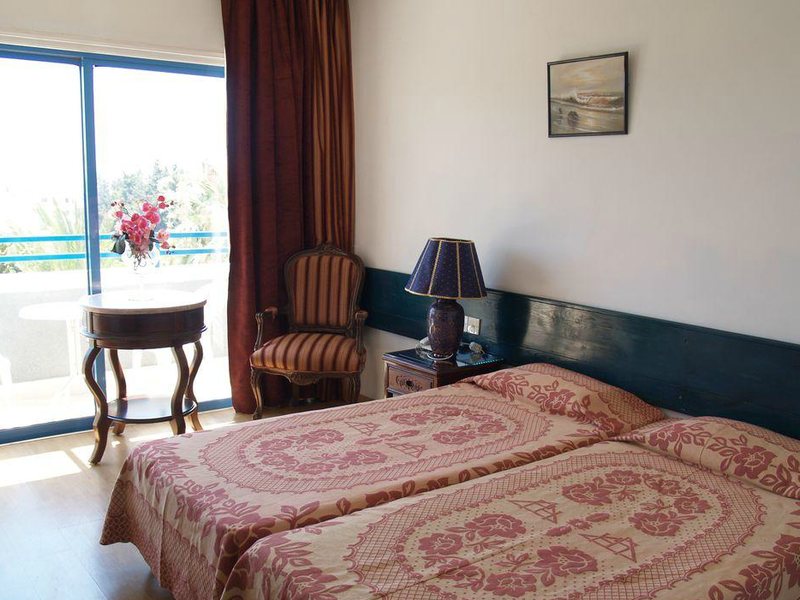 Paphiessa Hotel Аnd Hotel Apts 76576