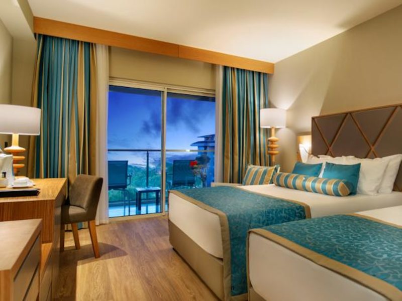 Papillon Ayscha 95997