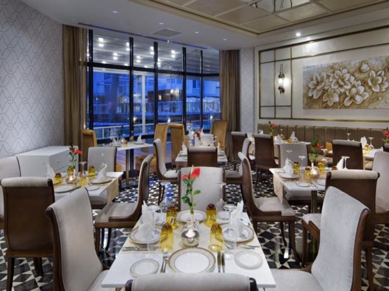 Papillon Zeugma 96095