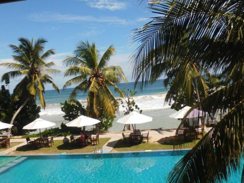Paradise Beach Club 106659