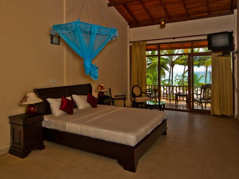 Paradise Beach Club 106669