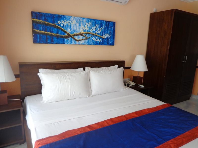 Paradise Beach Hotel 109211