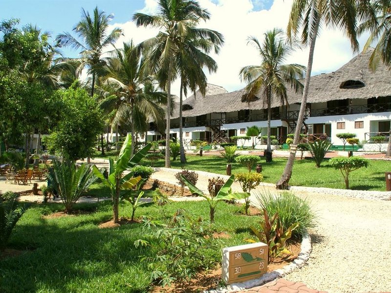 Paradise Beach Resort 201793