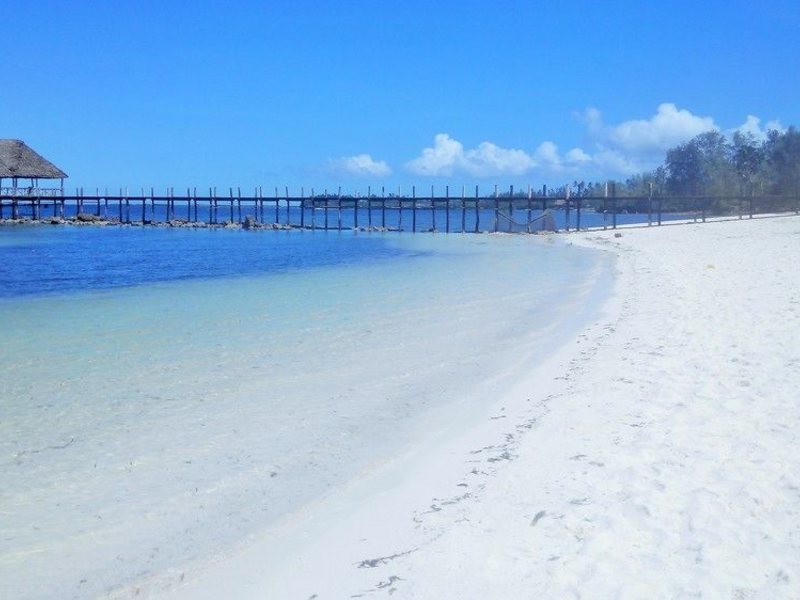 Paradise Beach Resort 201806