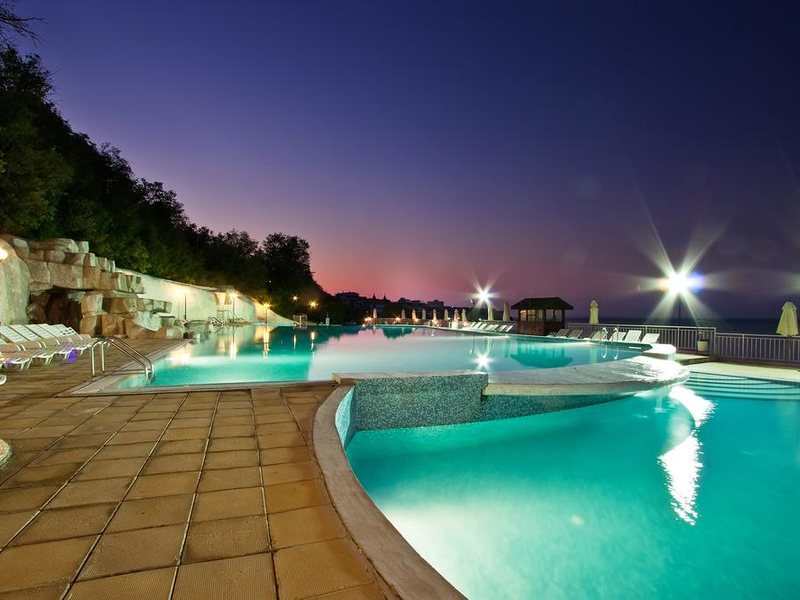 Paradise Beach  172814