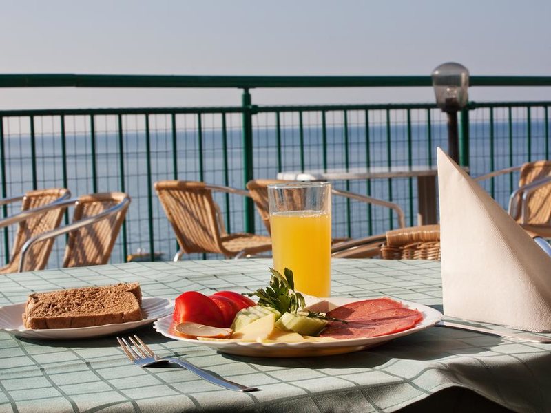 Paradise Beach  172821