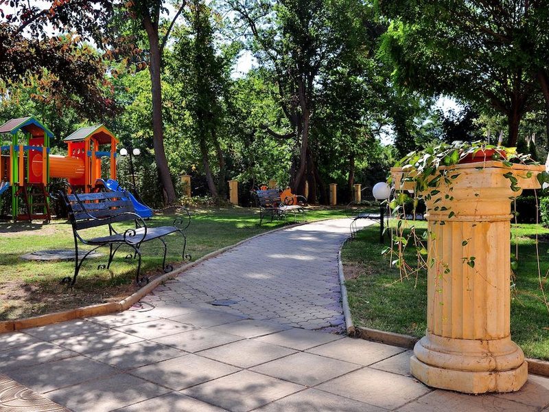 Paradise Green Park	 167106