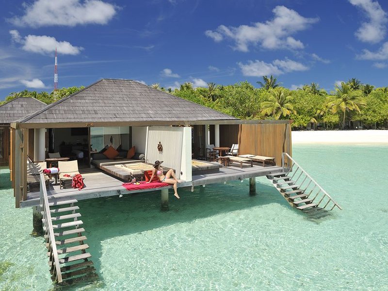 Paradise Island Resort 136199