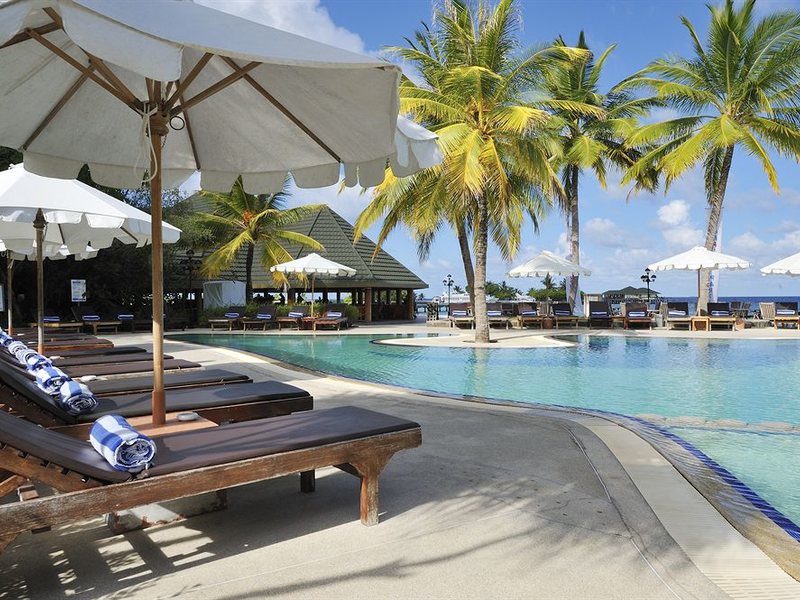 Paradise Island Resort 136200