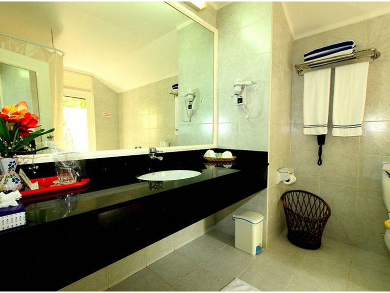 Paradise Island Resort 136223