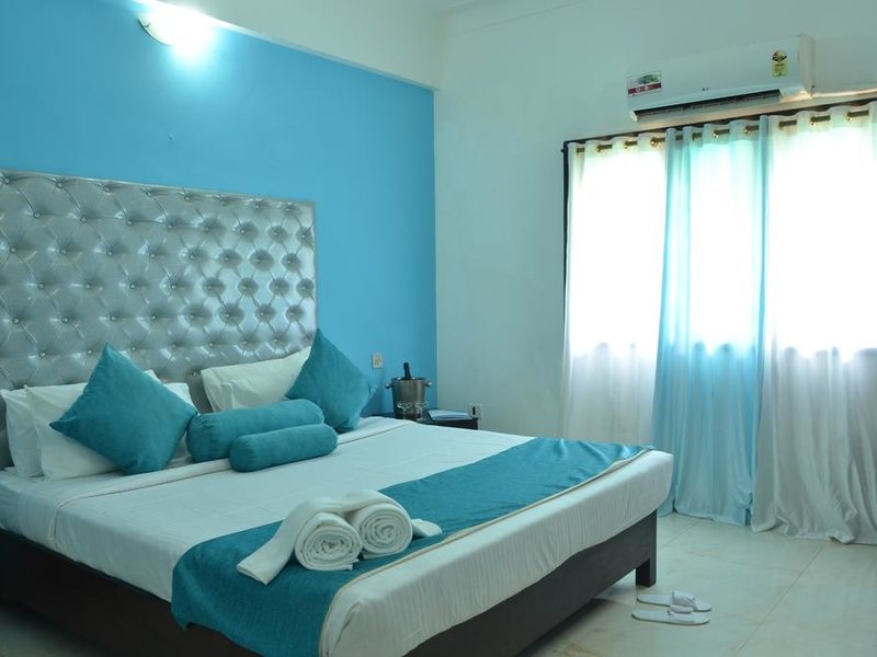 Paradise Village Beach Resort 235257