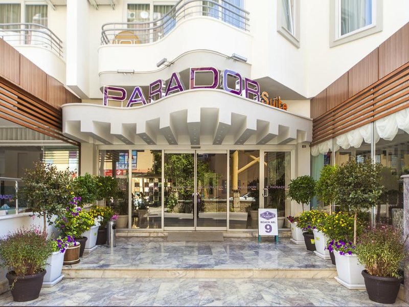 Parador Suite Hotel 277124