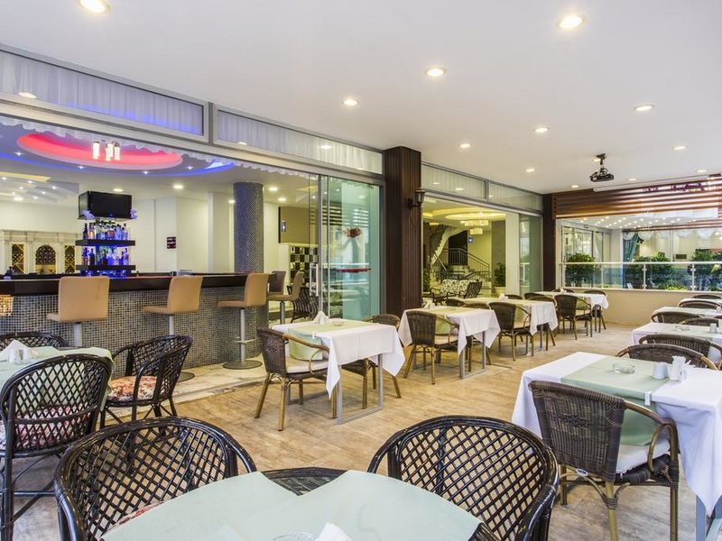 Parador Suite Hotel 277133