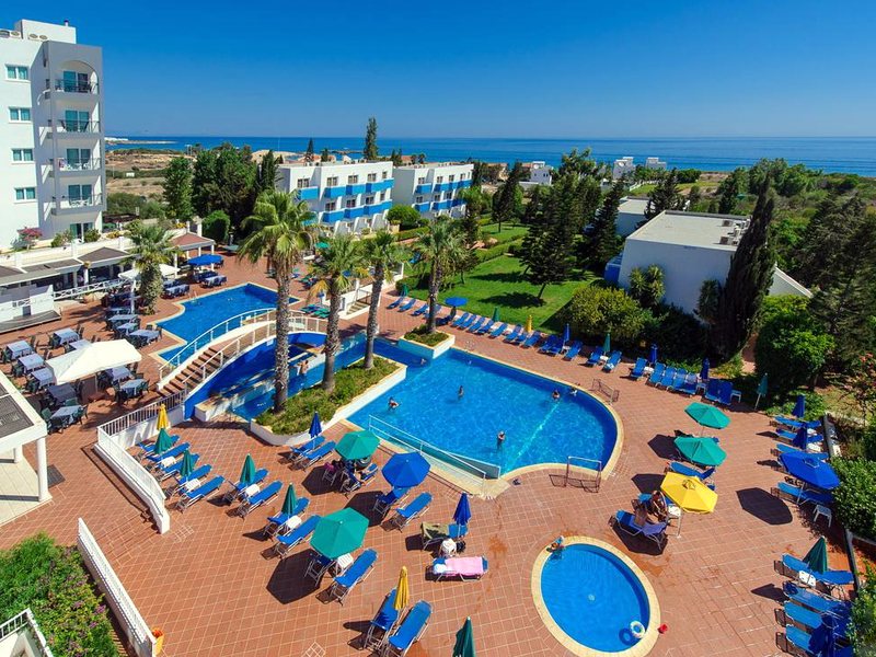 Paramount Hotel Apts Superior 83646