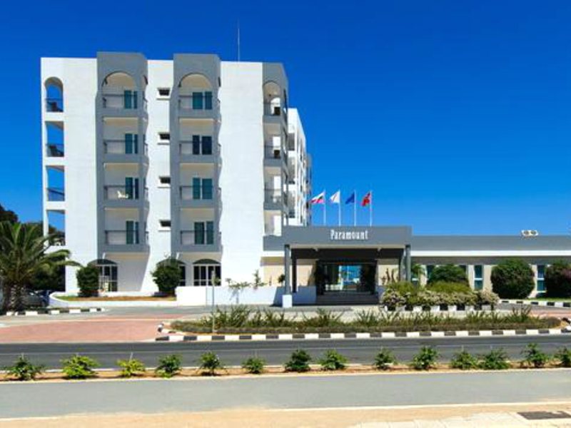 Paramount Hotel Apts Superior 83666