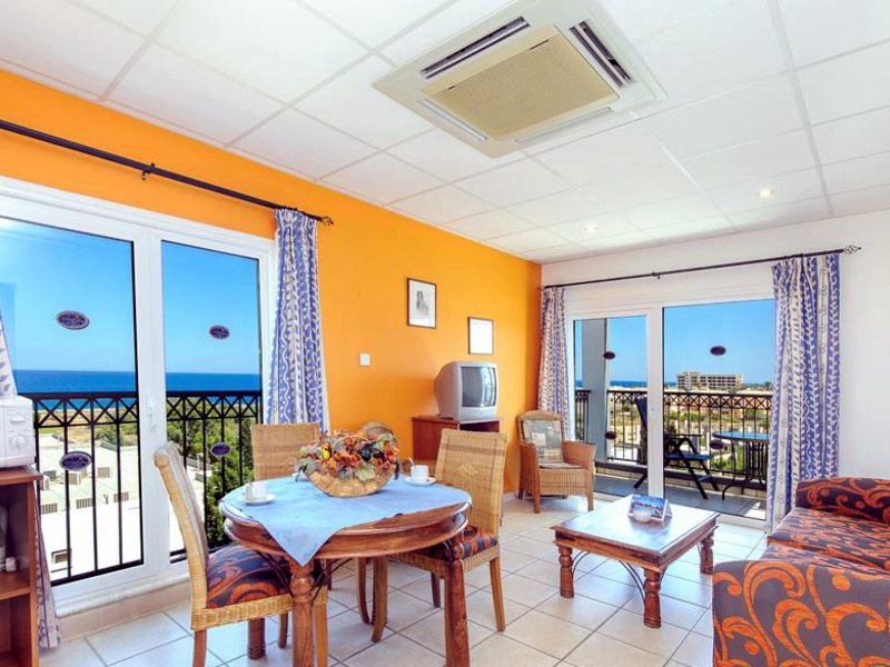 Paramount Hotel Apts Superior 83674