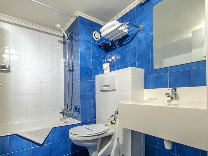 Paramount Hotel Apts Superior 83675