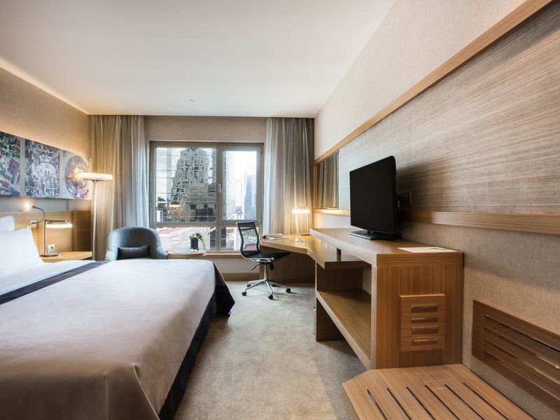 Park Dedeman Levent  302186