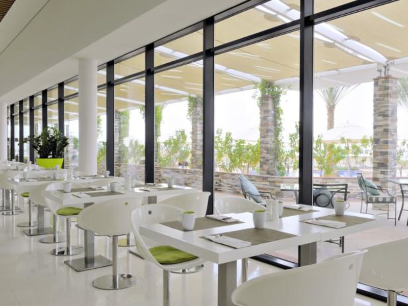 Park Inn By Radisson Abu Dhabi Yas Island 54577