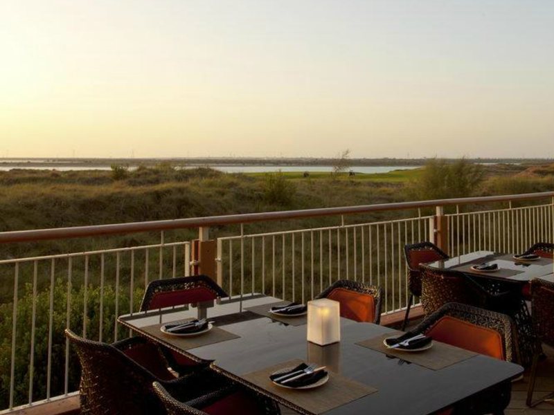 Park Inn By Radisson Abu Dhabi Yas Island 54603