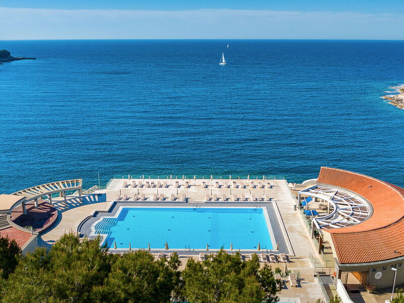 Park Plaza Verudela Resort 329339