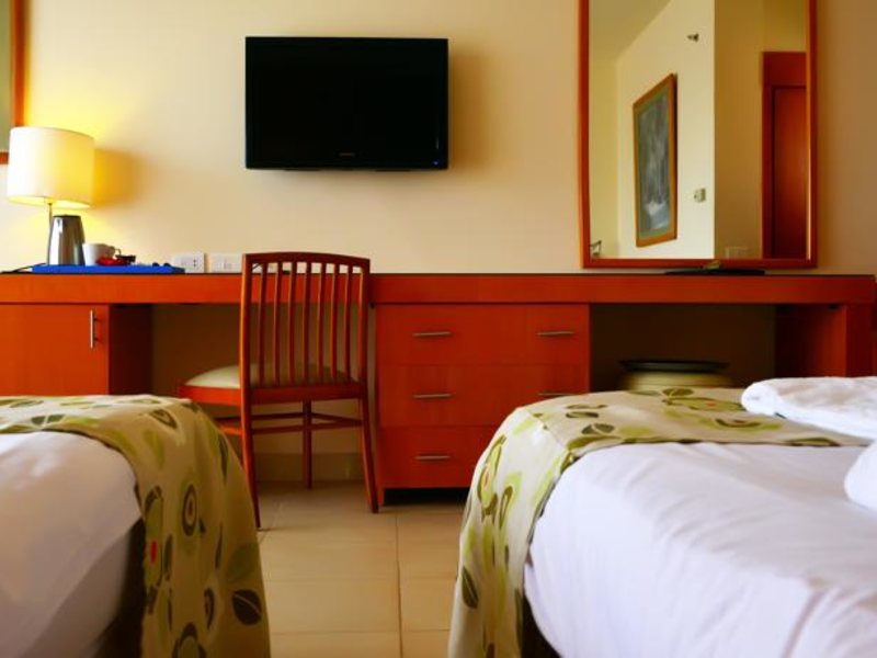 Parrotel Beach Resort (ex 127064