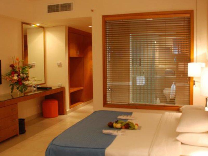 Parrotel Beach Resort (ex 127072