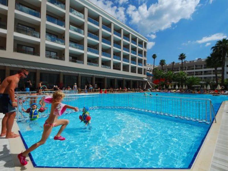 Pasa Beach Hotel 96106