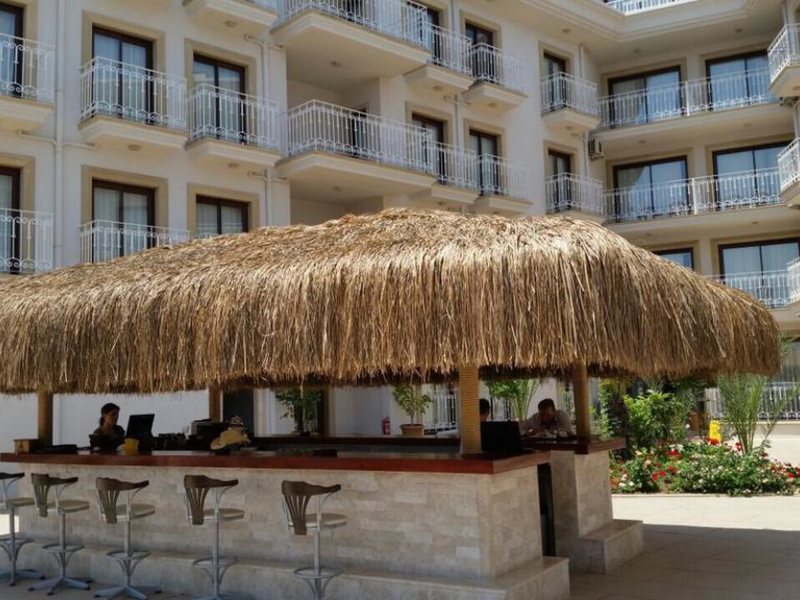 Pasa Garden Beach Hotel 187395