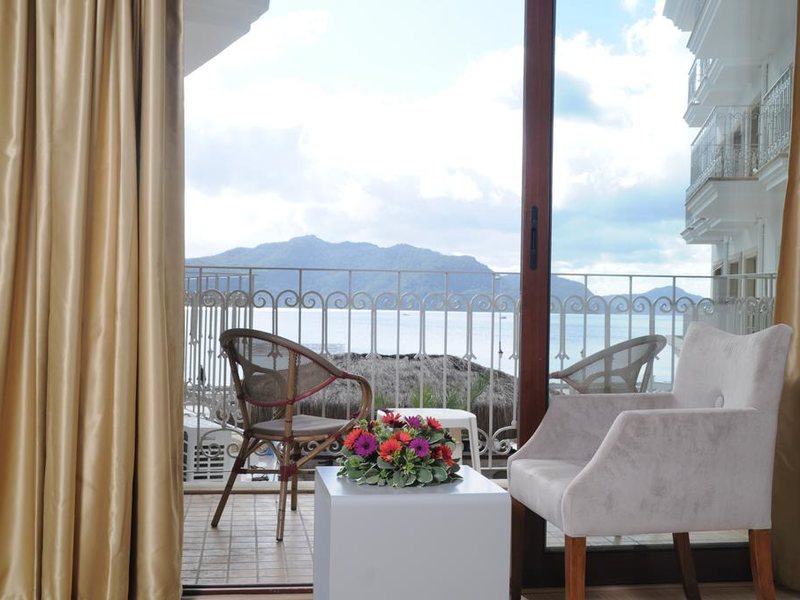 Pasa Garden Beach Hotel 187402