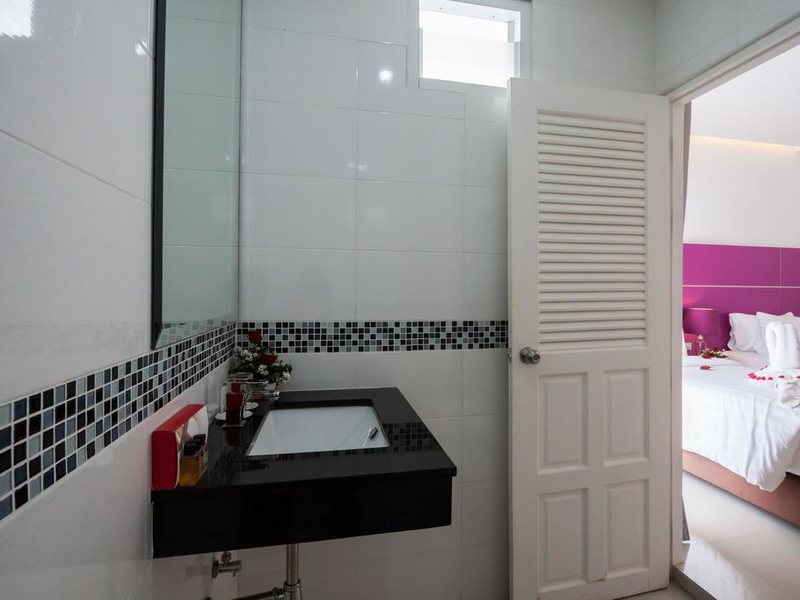 Patong Holiday 220238