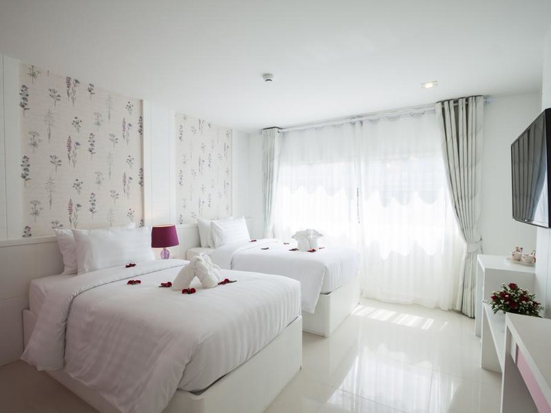 Patong Holiday 220245