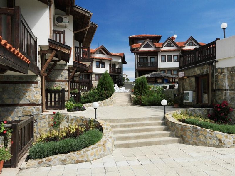 Pearl Apartments 167280