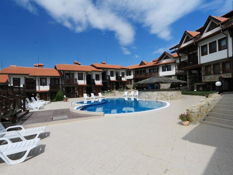 Pearl Apartments 167283