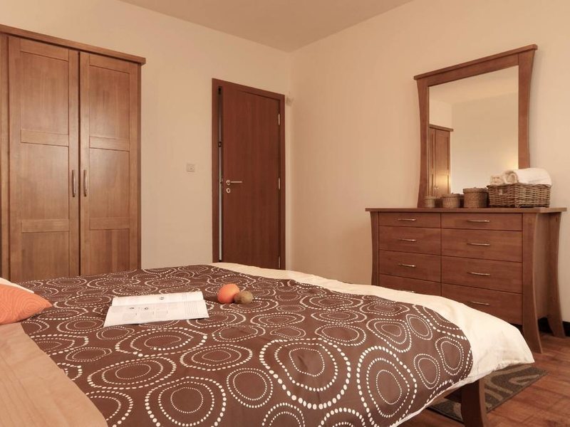 Pearl Apartments 167308