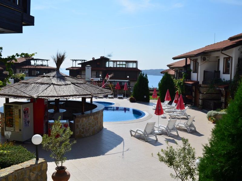 Pearl Apartments 167312