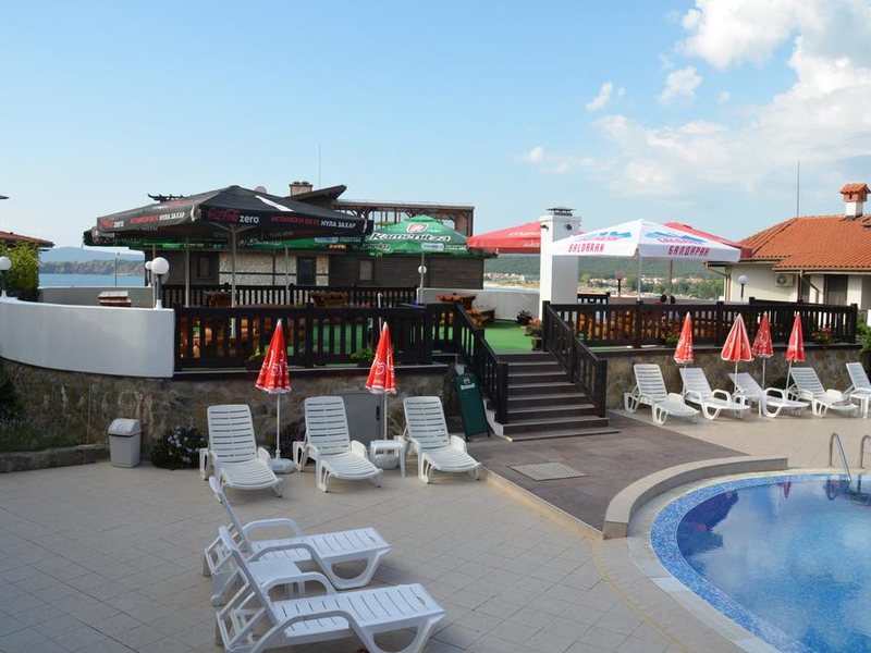 Pearl Apartments 167314