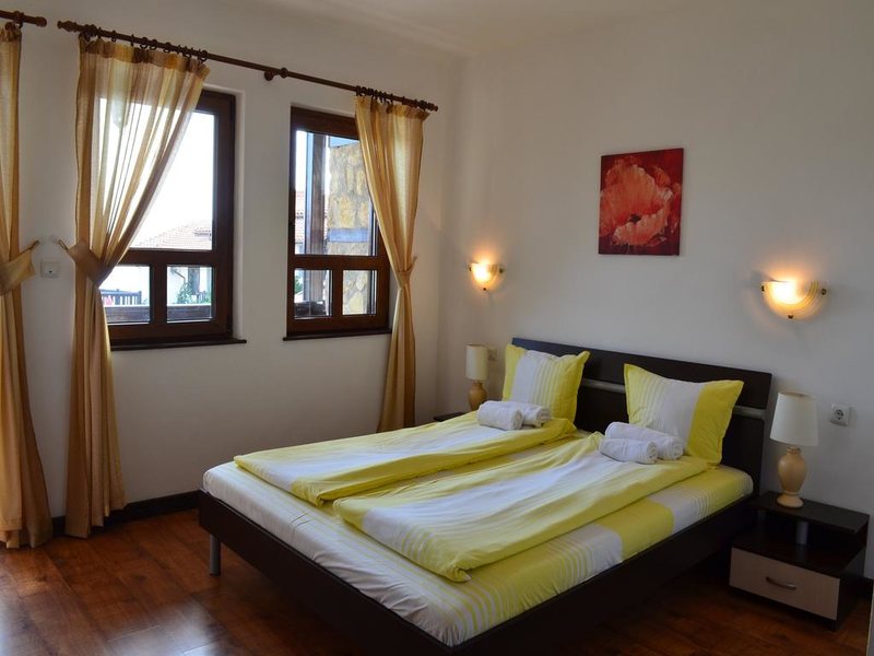 Pearl Apartments 167317