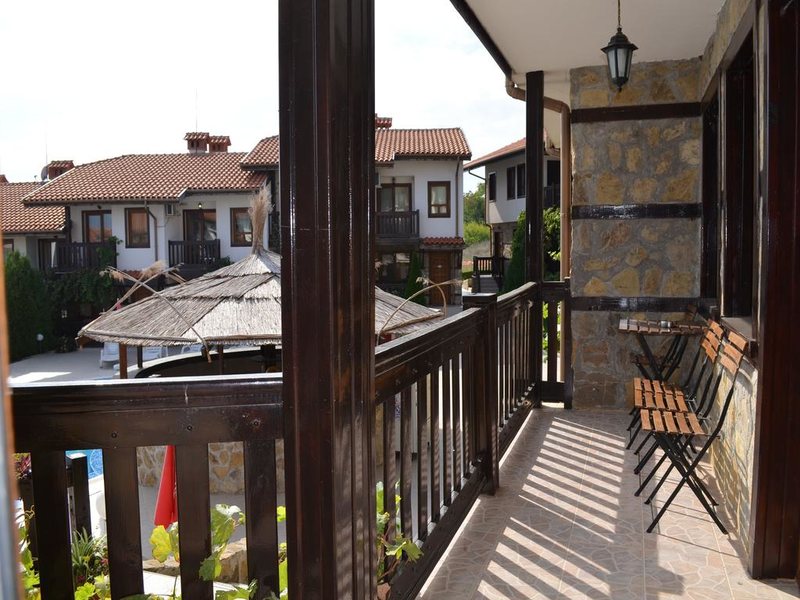 Pearl Apartments 167318