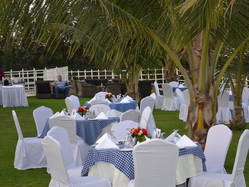 Pearl Beach Hotel 191925