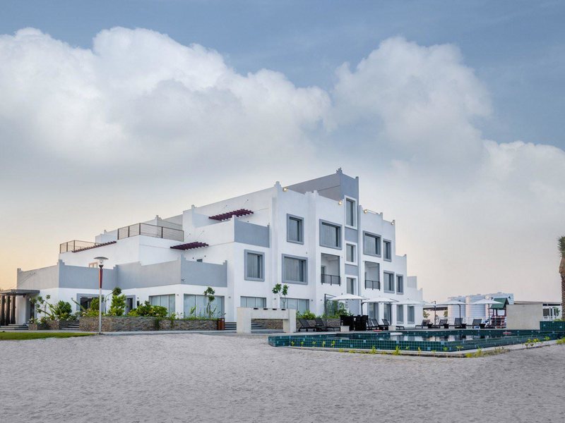 Pearl Beach Hotel 191926