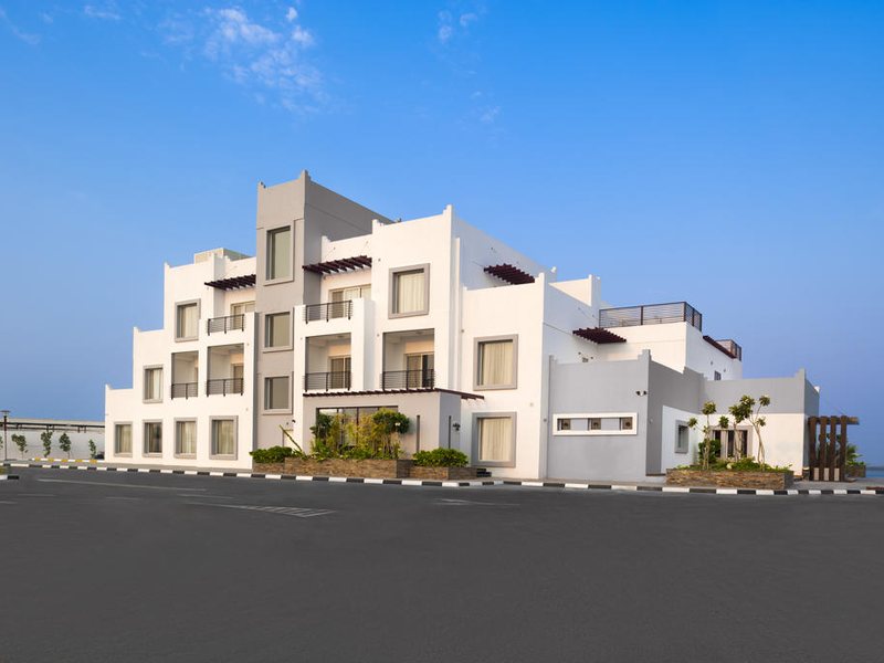 Pearl Beach Hotel 191946